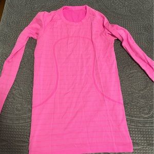 COPY - LULULEMON long sleeve swiftly tech shirt